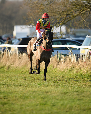 Race 3 - Restricted  (32 of 143)