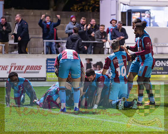 Chesham Utd 3 v 1 Chippenham Town (349 of 416)