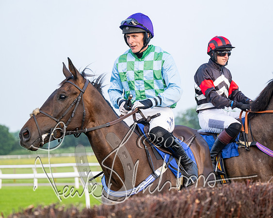 Race 5 - Peter Wright Handicap (37 of 117)