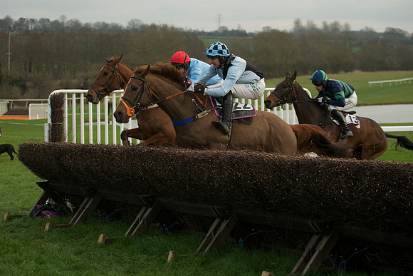 Race 6 - 37