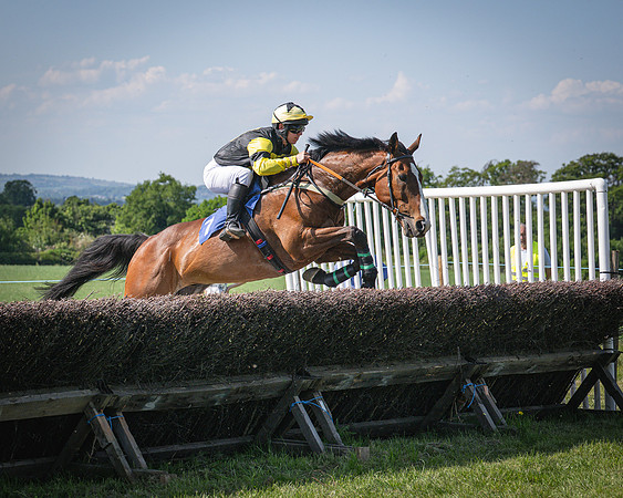 Race 4 Empire De Maulde - Seb Mead winners of The Perry’s of Aylesbury Jaecoo Men’s Open Race (72 of 190)