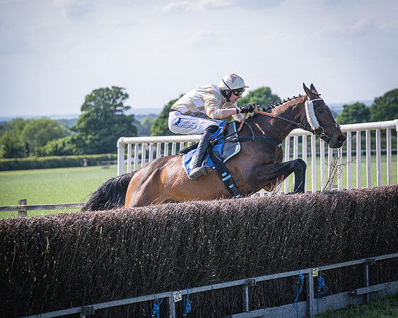 Race 4 Empire De Maulde - Seb Mead winners of The Perry’s of Aylesbury Jaecoo Men’s Open Race (136 of 190)