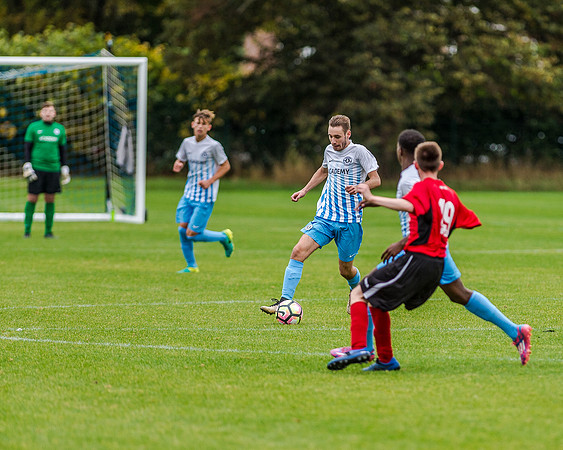AFC Oaklands 2 v 1 Bengeo Trinity - Warm Up (290 of 297)