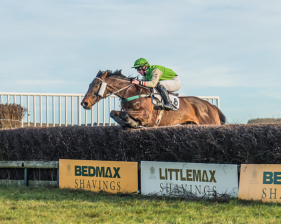 Race 6 - 4 5 6 yr old 2m4f Maiden Race-42
