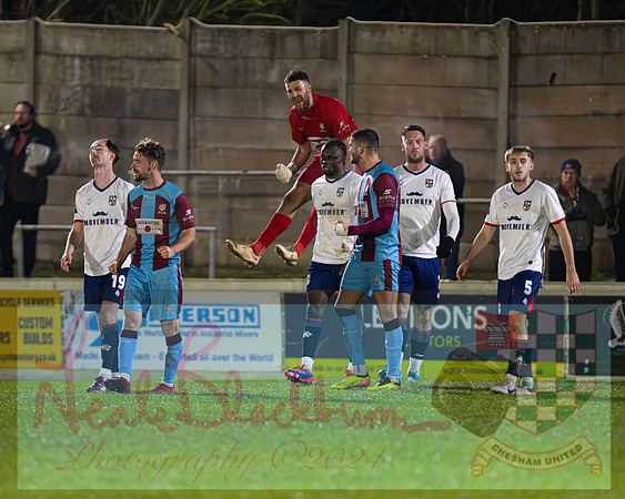 Chesham 2 Hampton and Richmond Borough 1 (355 of 401)