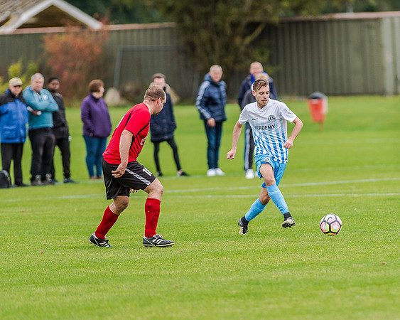 AFC Oaklands 2 v 1 Bengeo Trinity - Warm Up (168 of 297)
