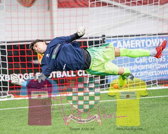 Uxbridge 3 - 9 Chesham United (10 of 356)
