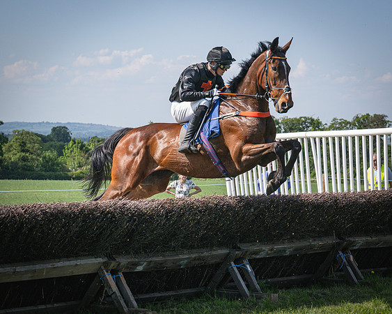 Race 4 Empire De Maulde - Seb Mead winners of The Perry’s of Aylesbury Jaecoo Men’s Open Race (80 of 190)