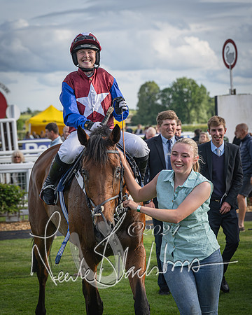Race 2 - Olly Murphy Racing Stratford Ladies Open (99 of 111)