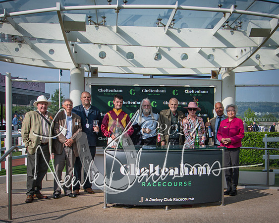 Race 1 - The Bottle Green Open Hunters steeplechase 2m62y (92 of 93)