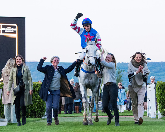 Race 7 - Glos Hussars  (183 of 245)