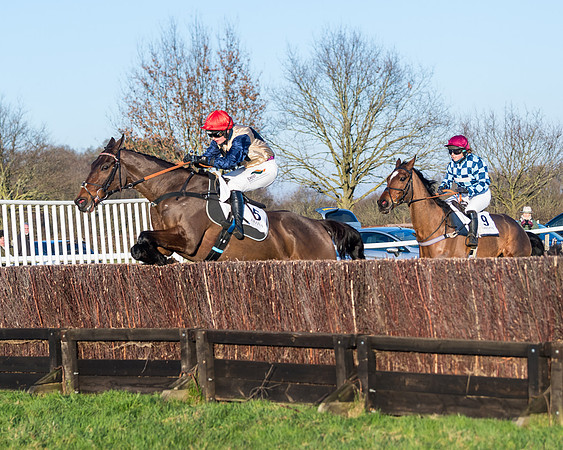 Race 5 - Ladies Open  (97 of 130)
