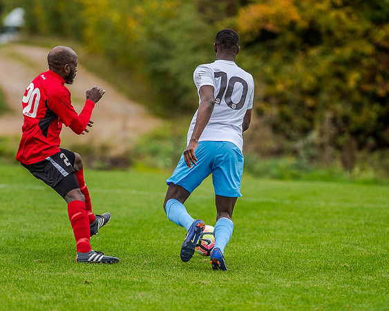 AFC Oaklands 2 v 1 Bengeo Trinity - Warm Up (246 of 297)