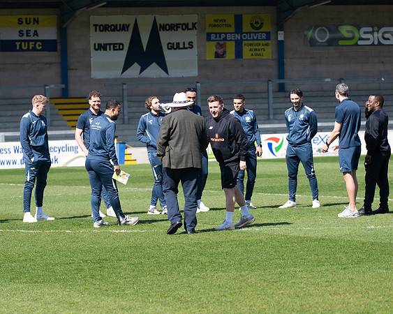 Torquay Utd 1 v 2 Chesham Utrd (8 of 462)