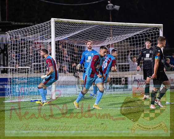 Chesham Utd 3 v 1 Chippenham Town (282 of 416)