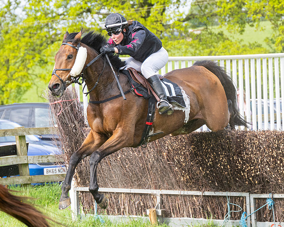 Race 5  - Novice riders (124 of 188)
