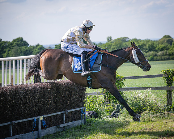 Race 4 Empire De Maulde - Seb Mead winners of The Perry’s of Aylesbury Jaecoo Men’s Open Race (141 of 190)