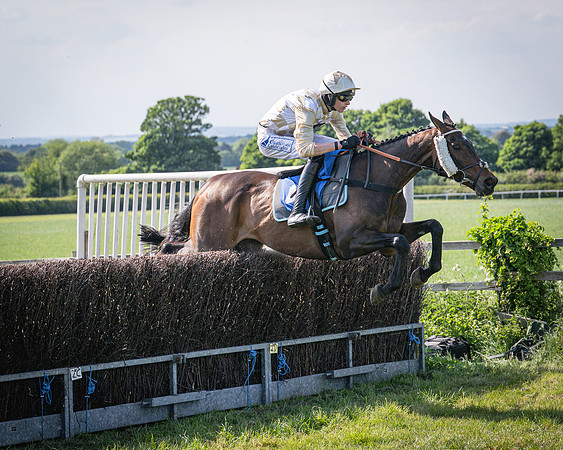 Race 4 Empire De Maulde - Seb Mead winners of The Perry’s of Aylesbury Jaecoo Men’s Open Race (93 of 190)