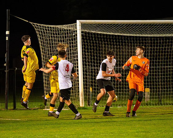 Game 2-Young Generals 4 v 0 Kings Langley (133 of 301)-Enhanced-NR