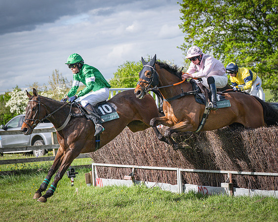 Race 6 - The sir James Shuckburgh Restricted race (39 of 85)