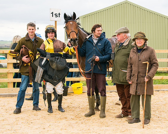 Race 6 - 6 year old and over Maiden 2m4f (50 of 62)