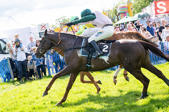 Race 4 -  2M4F Conditions  (84 of 102)