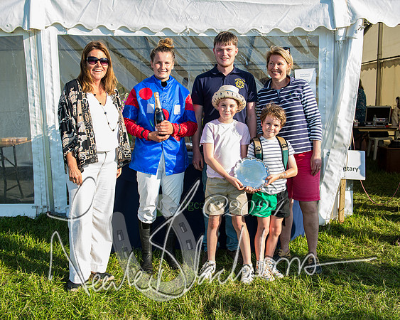 Race 7 - Veteran Horse (241 of 246)