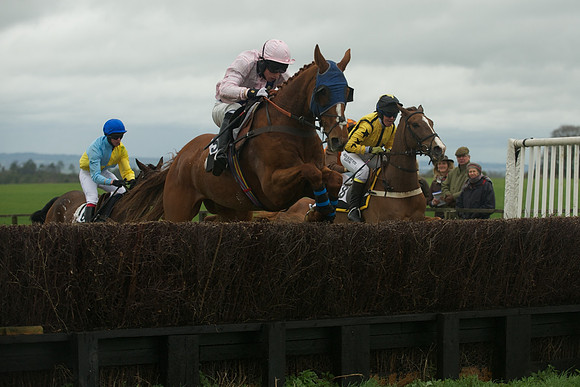 Race 2 - Confined 42