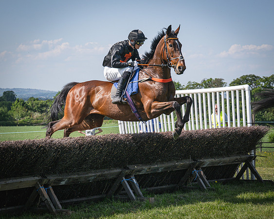 Race 4 Empire De Maulde - Seb Mead winners of The Perry’s of Aylesbury Jaecoo Men’s Open Race (81 of 190)