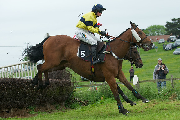 Race Six 42