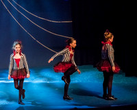 28 - Elizabethans Heads will roll (13 of 117)