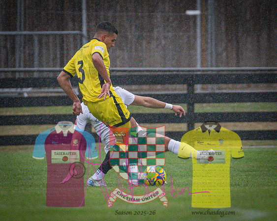 Royston Town 2 v 2 Chesham United (88 of 341)