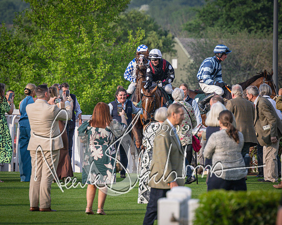 Race 4 - The Jonathan Neesom memorial open Hunter’s steeplechase 3m2f 70y (118 of 167)