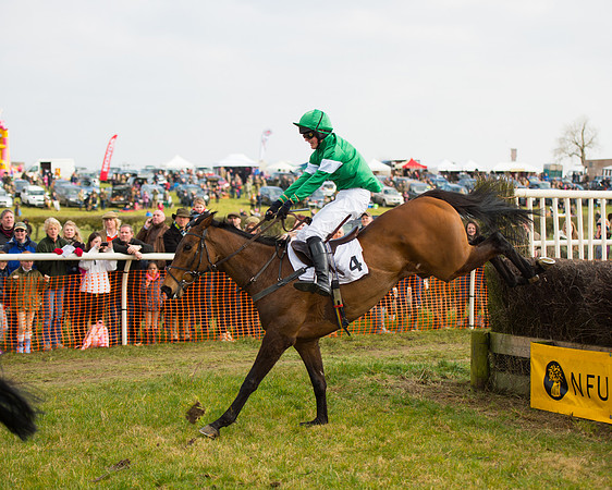 Race 2 - COnfined Hunts race (113 of 144).jpg