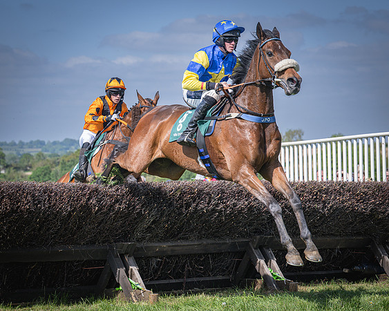 Race 4 - Novice Riders Final (35 of 97)