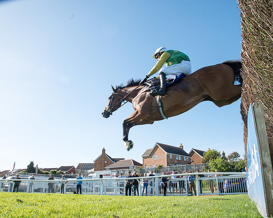 Race 1 - PPSA Open Hunter chase (39 of 78)