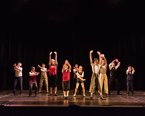 Singing in th Rain -  Thursday - Act 1  (41 of 360)