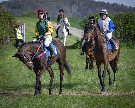Race 6 - The Fantham family Kimblewick Berks and Bucks Oakley Hunt members and subscribers race (4 of 64)