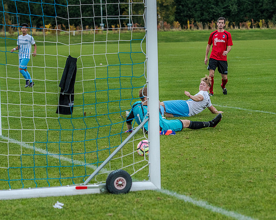 AFC Oaklands 2 v 1 Bengeo Trinity - Warm Up (103 of 297)