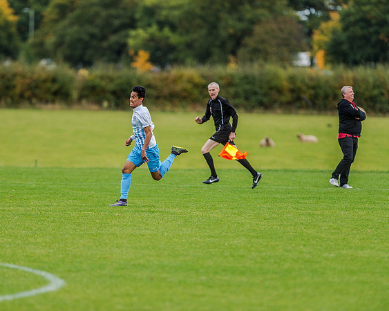 AFC Oaklands 2 v 1 Bengeo Trinity - Warm Up (199 of 297)