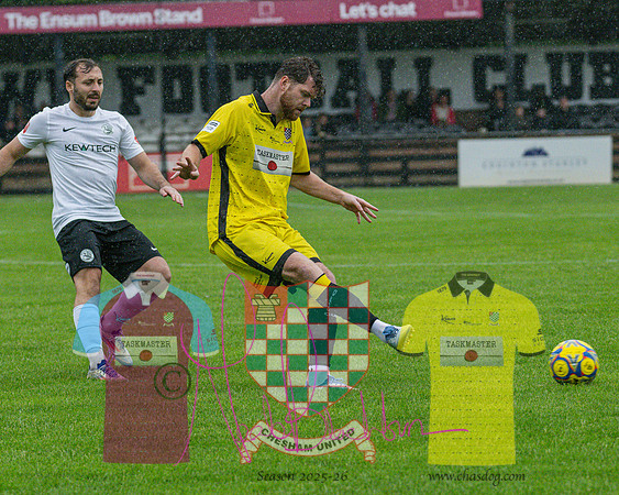 Royston Town 2 v 2 Chesham United (64 of 341)