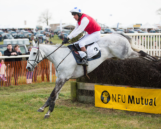 Race 1 - Hunt Members race (49 of 64).jpg
