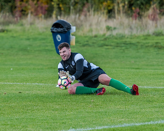 AFC Oaklands v Bengeo Trinity - Warm Up (76 of 109)