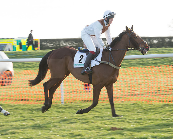 Race 7 - Novice Riders Race (6 of 145).jpg