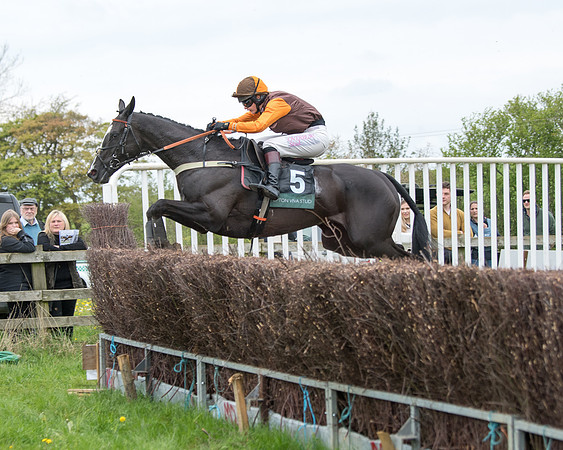 Race 3 - Warwickshire Hunt Members (23 of 65)