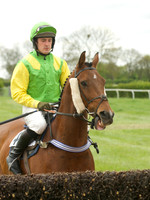 Kimblewick at Kimble Confined Hunts Race