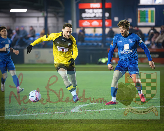 Chippenham Town 2 v Chesham Utd 0 (65 of 320)
