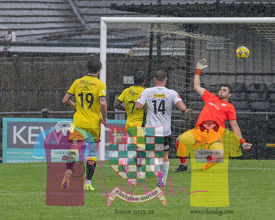 Royston Town 2 v 2 Chesham United (97 of 341)
