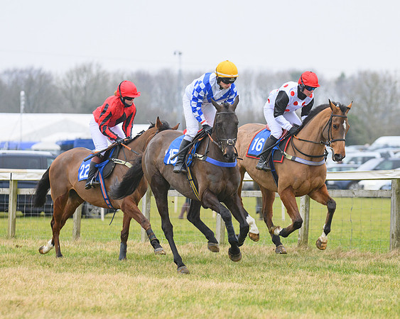 Race 3 - Novice Riders Race (7 of 180)