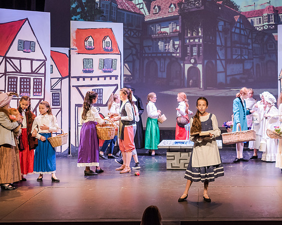 Beauty and the Beast (19 of 531)